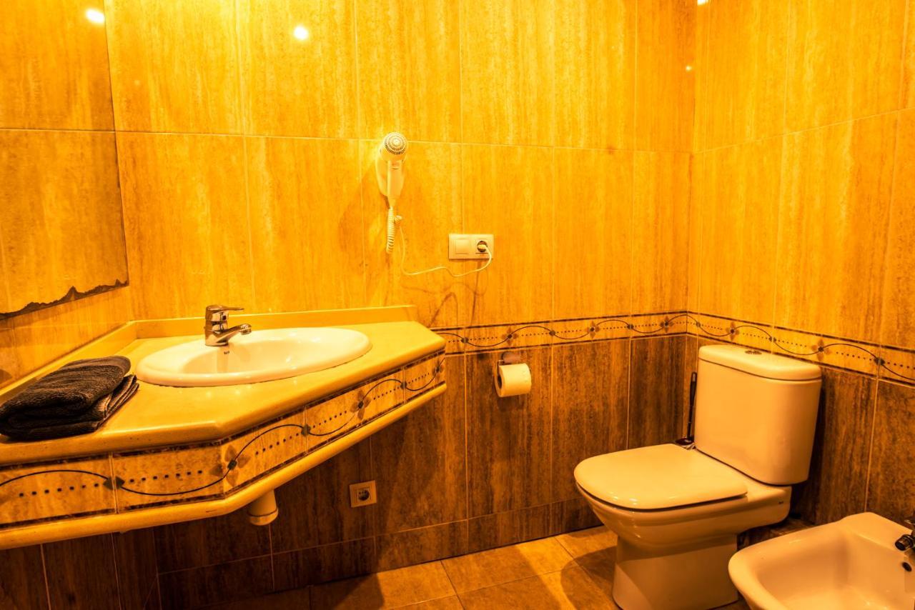 Apartaments Yaco Lloret de Mar Exterior foto